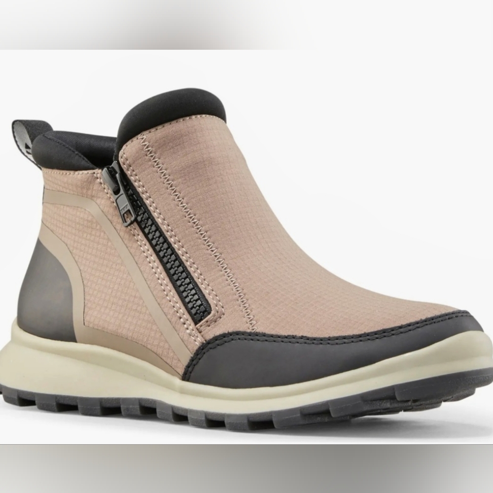Women's Ankle Boots in Beige and Black